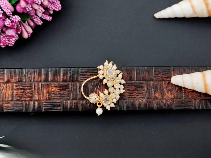 Antique Designer High Gold Polish Full White Stone Nath