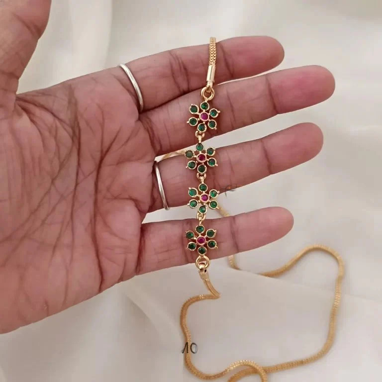 RED & GREEN MUGAPPU CHAIN