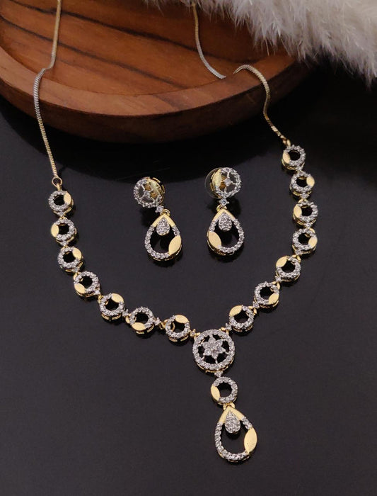 Gold and Diamond-Studded Necklace Set with Matching Earrings
