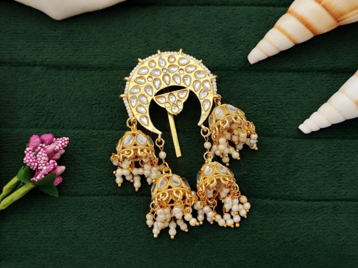 Antique Jewellery High Gold Polish Fancy Style Hair Accessories