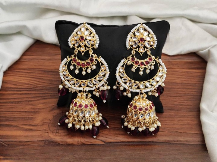 Antique Jewellery Maroom Fancy Style High Gold Polish Party Wear Antique Earrings