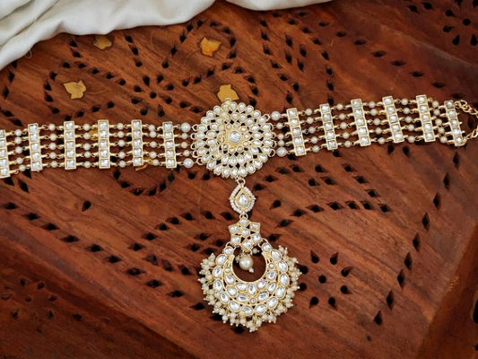 Antique Jewellery High Gold Polish Clustered Pearl Party Wear Hair Accessories