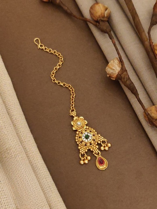 Sunflower Bali Style Antique Maang Tikka