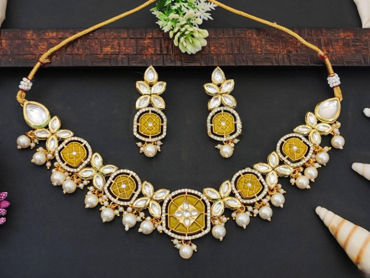 Kundan Designer Clustered Pearl High Gold Polish Necklace Set