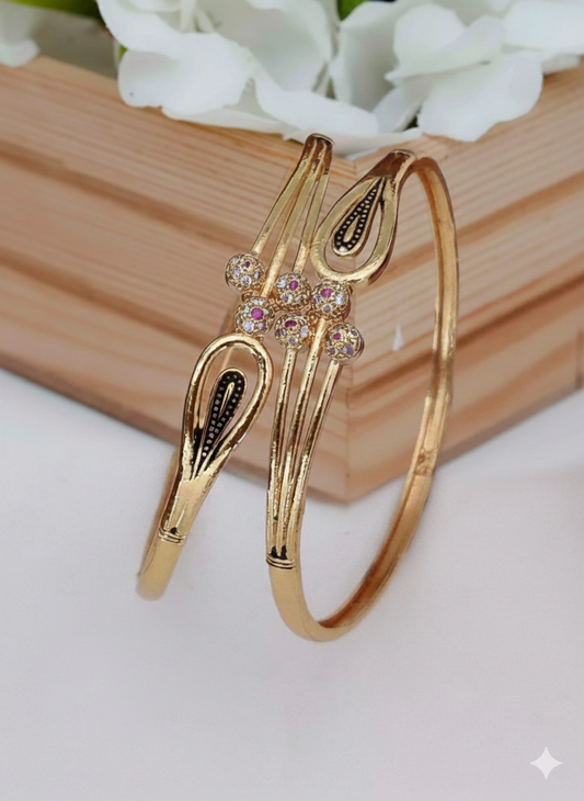 Aurelia Blossom Bangle