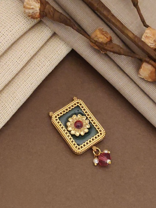 Rajvansh Antique Floral Rectangle Pendant