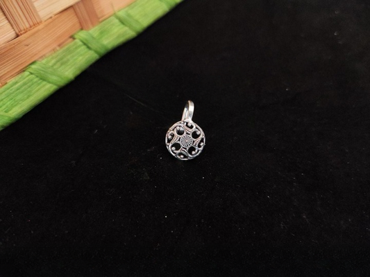 Oxidised Silver Polish Beautiful Fancy Design Party wear Nath / Nose Pin