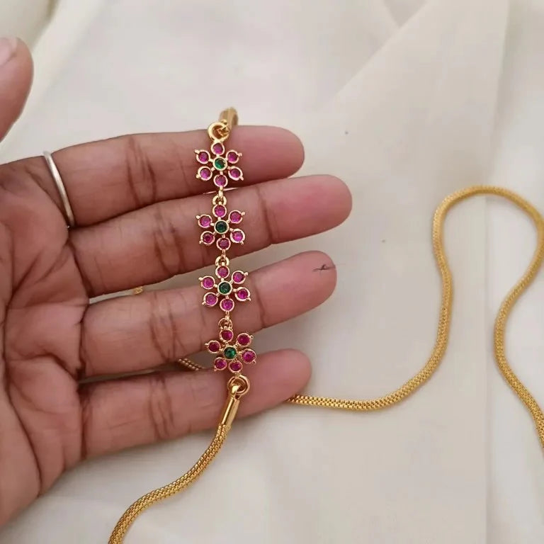 RED AND GREEN STONES ROUND FLOWERS MUGAPPU CHAIN