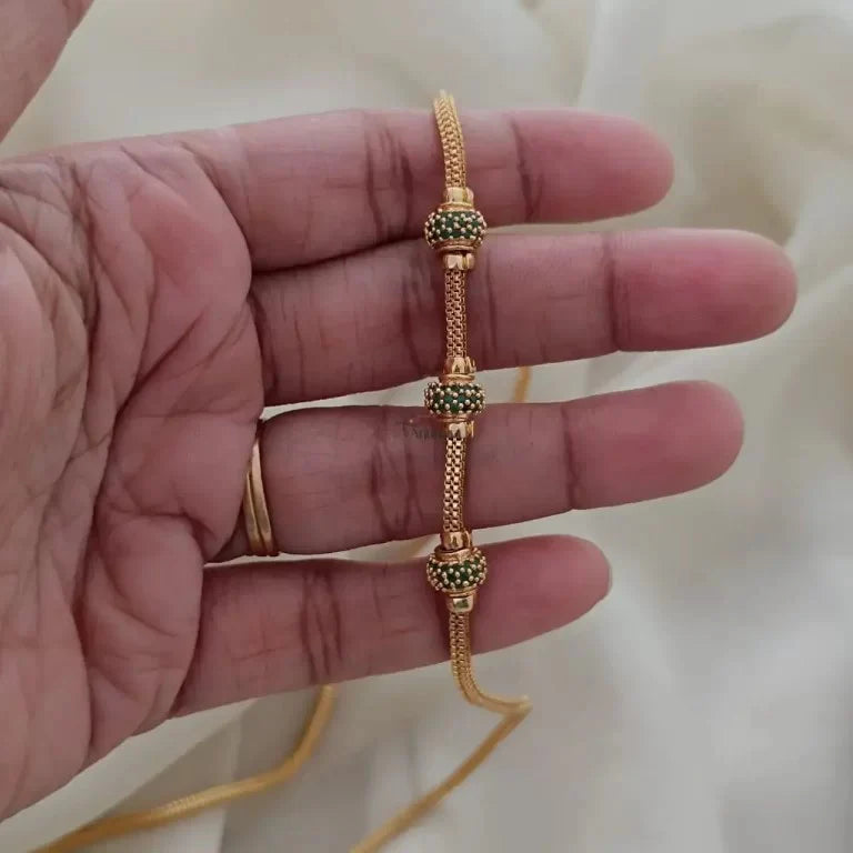 GREEN STONE BALL MUGAPPU CHAIN