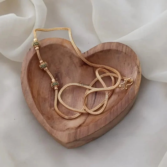 GREEN STONE BALL MUGAPPU CHAIN