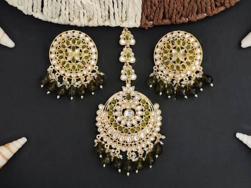 Antique Jewellery Designer Parradot High Gold Polish Party Wear Maang Tikka