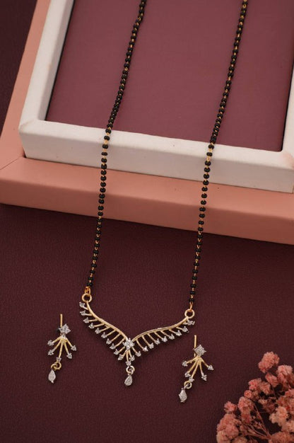 Elegant Leaf-Design Mangalsutra with Matching Earrings