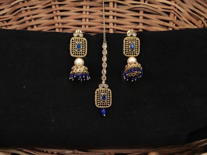 Antique Designer Mehendi Polish Clustered Pearl Party wear blue stone Maang Tikka With Earrings