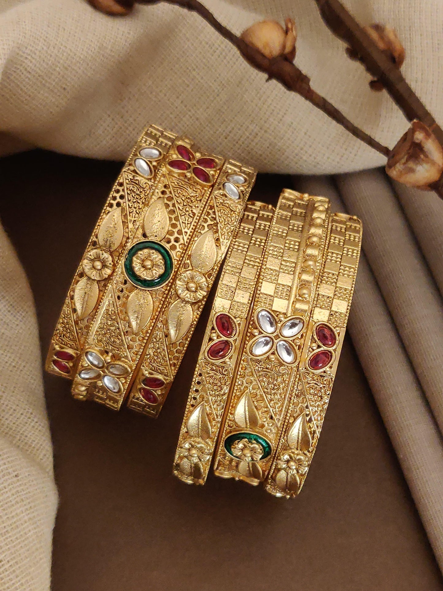 Leaf Square Antique Bangles