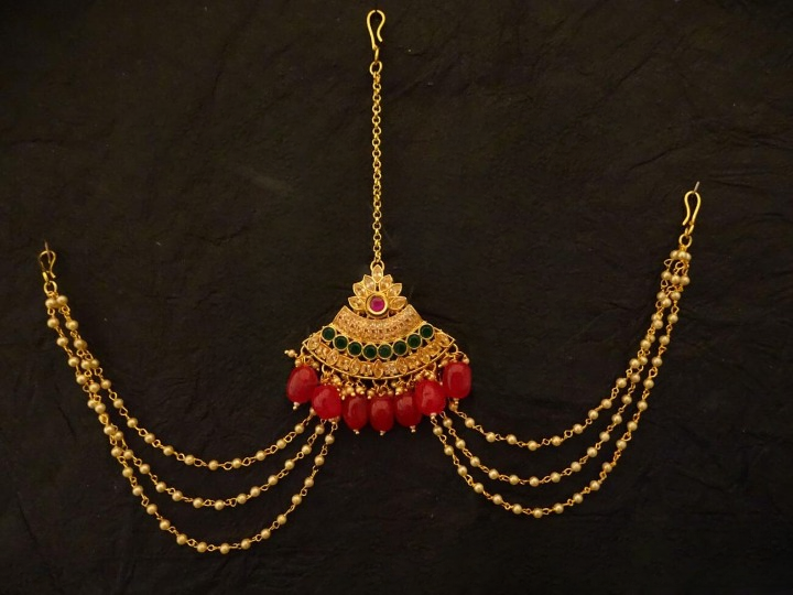 Pie Shape Antique Hair ruby green Accessory