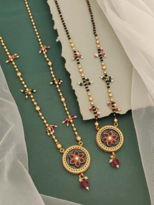 Rajnoor Floral Heritage Pendant Dokiya