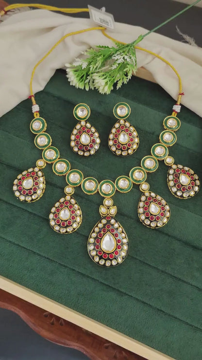 Kundan Jewellery High Gold Polish Kundan Stone Party Wear Necklace Set